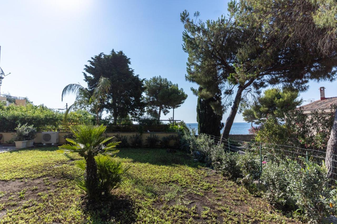 Teo House Beach Таормина Екстериор снимка